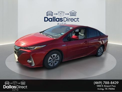 Used 2017 Toyota Prius Prime Advanced image 5