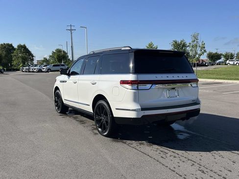 Used 2024 Lincoln Navigator Black Label AWD/4WD image 3