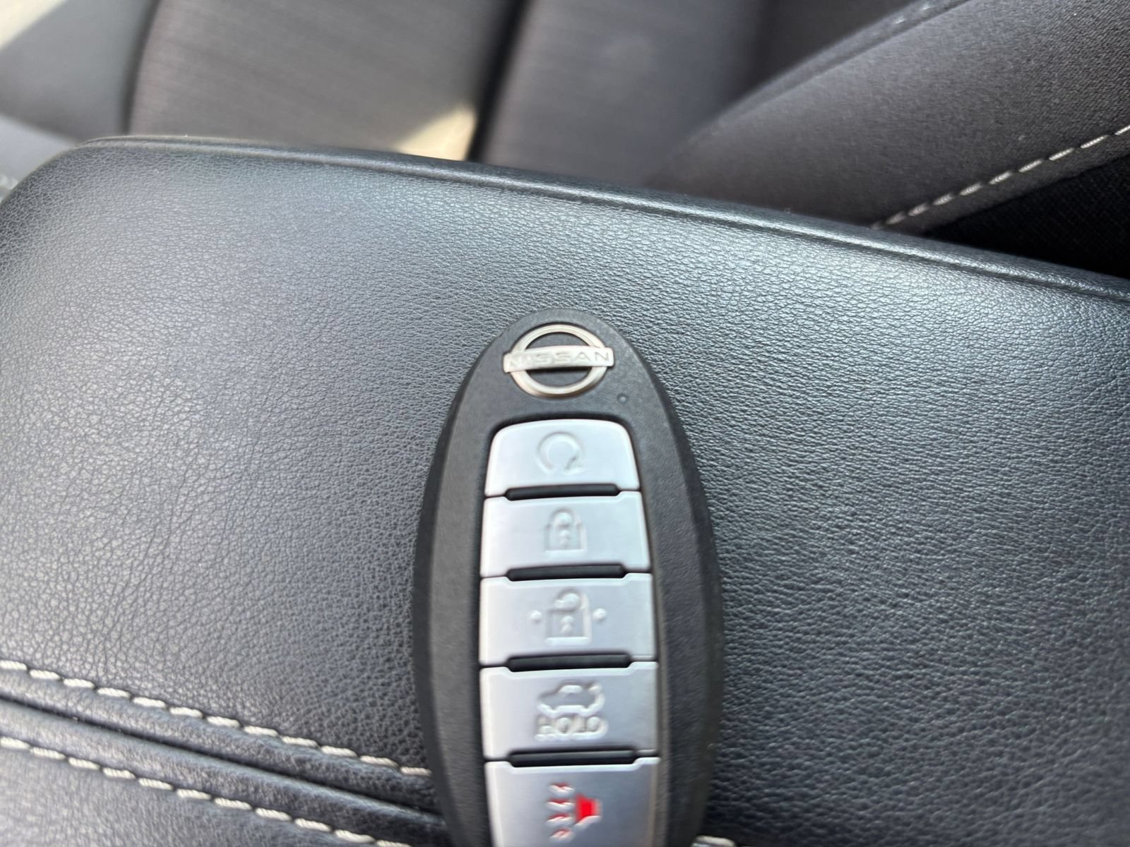 Used 2025 Nissan Altima 2.5 SV FWD image 24