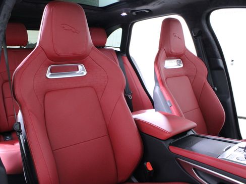 New 2026 Jaguar F-PACE R-Dynamic S image 14