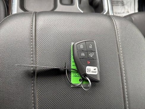 Used 2023 GMC Sierra 1500 SLT w/ SLT Premium Plus Package image 27