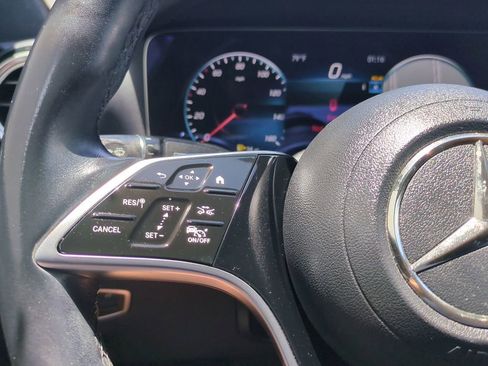 Used 2022 Mercedes-Benz E 350 Sedan image 32