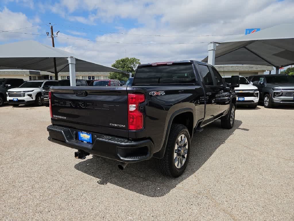 Used 2024 Chevrolet Silverado 2500 Custom w/ Custom Convenience Package AWD/4WD image 8