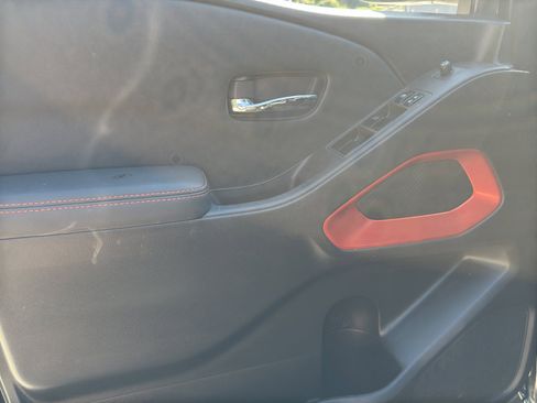 Used 2022 Nissan Frontier Pro-X image 11