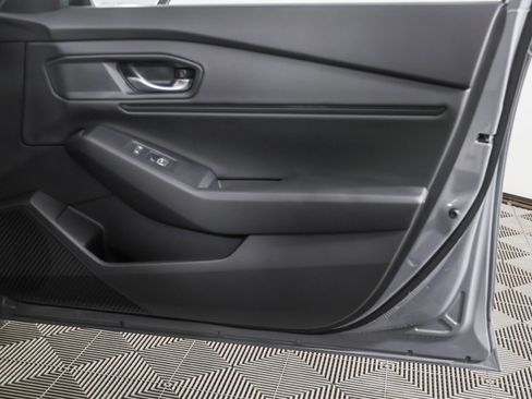 Used 2025 Honda Accord SE image 45
