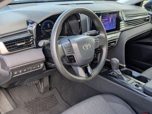 Used 2026 Toyota Camry LE FWD image 14