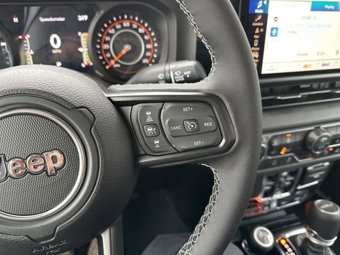 New 2026 Jeep Gladiator Rubicon AWD/4WD image 23