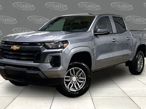New 2026 Chevrolet Colorado LT image 2