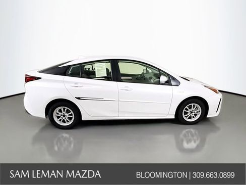 Used 2022 Toyota Prius LE FWD image 8
