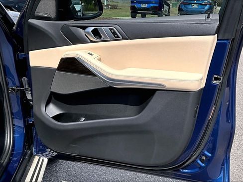 Used 2021 BMW X5 sDrive40i w/ Premium Package image 25