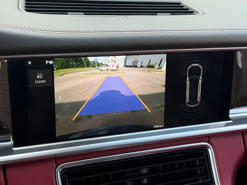 Used 2018 Porsche Panamera 4 AWD/4WD image 22