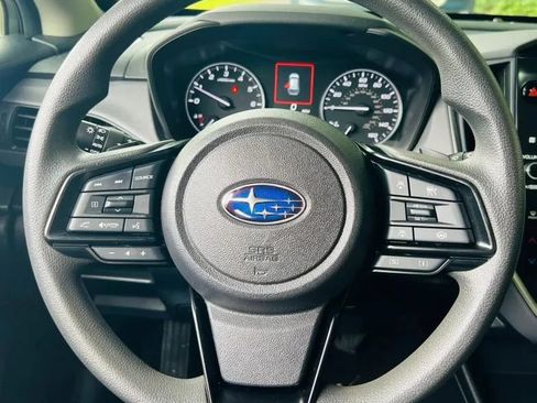 Used 2024 Subaru Crosstrek 2.0i Premium AWD/4WD image 12