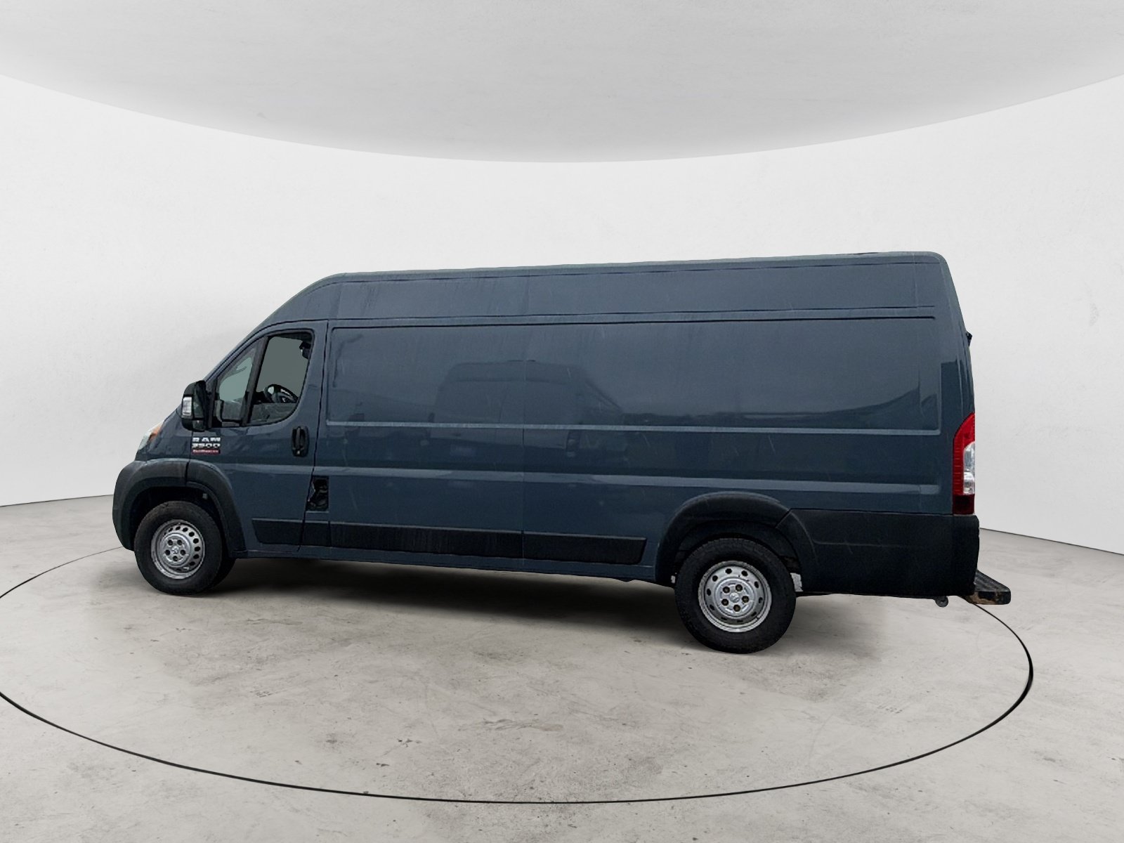 Used 2020 RAM ProMaster 3500 FWD image 3