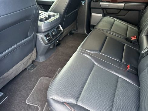 Used 2022 Ford F150 Lariat RWD image 14