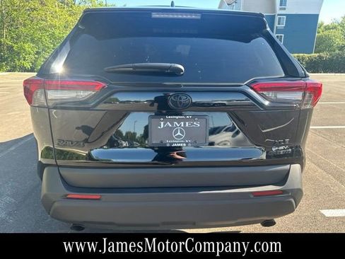 Used 2025 Toyota RAV4 XLE w/ Convenience Package AWD/4WD image 6