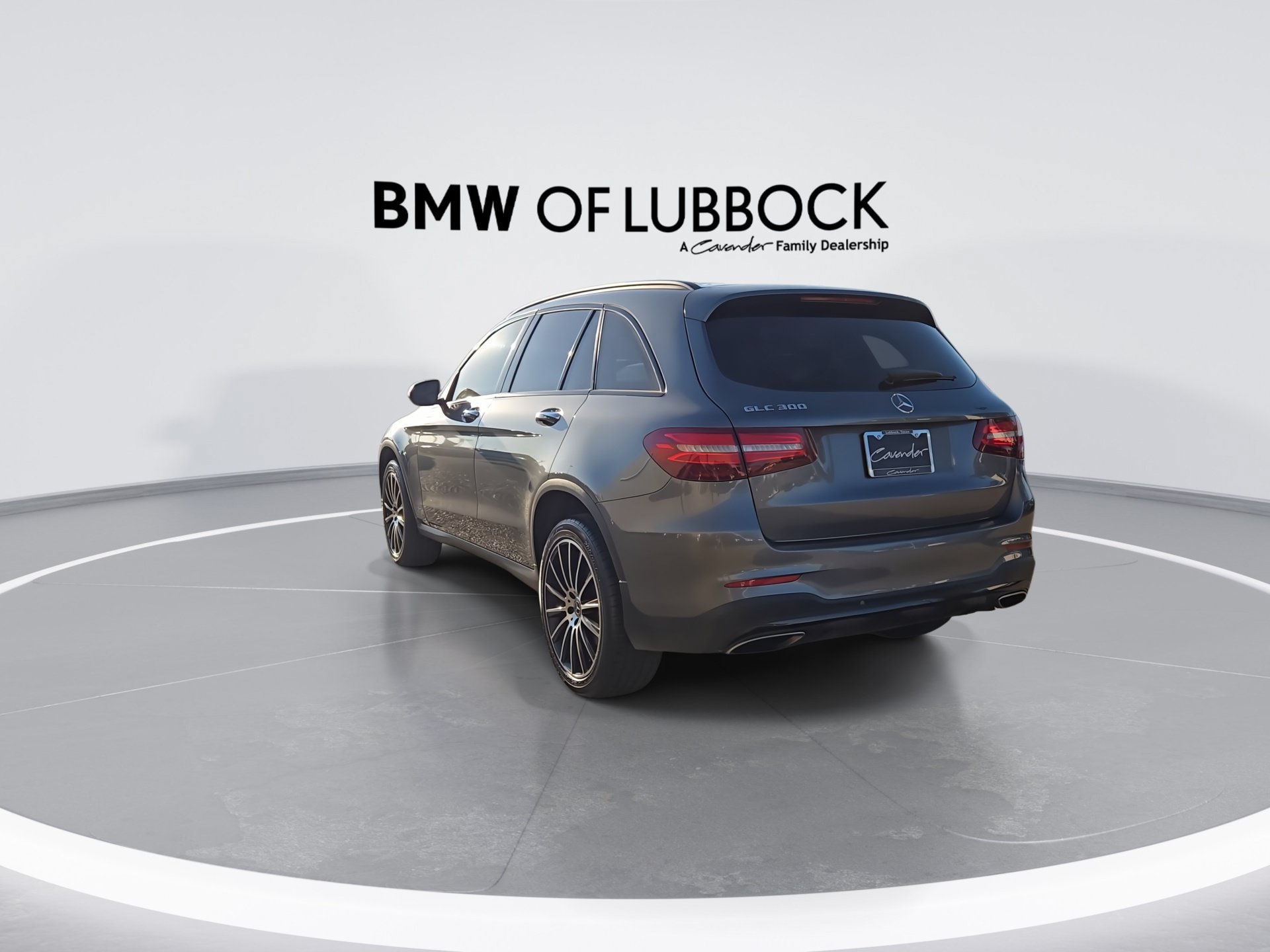 Used 2019 Mercedes-Benz GLC 300 image 7