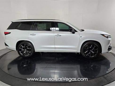 New 2026 Lexus TX 500h AWD image 3