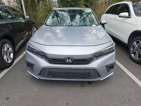 Used 2023 Honda Civic EX image 2