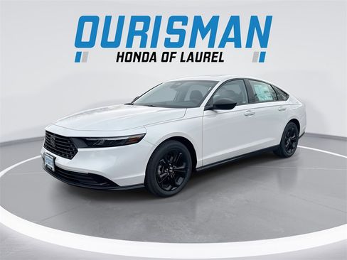 New 2025 Honda Accord SE image 1