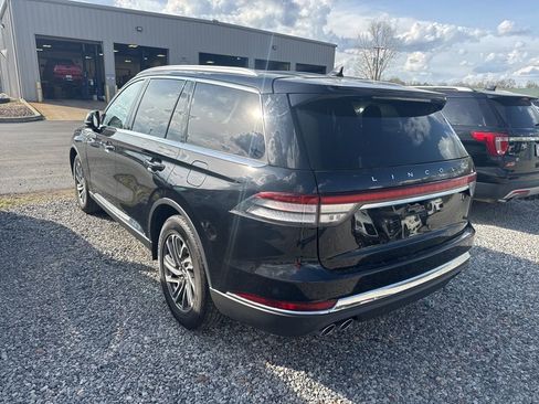 Used 2023 Lincoln Aviator 2WD w/ Elements Package image 4