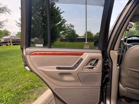 Used 1999 Jeep Grand Cherokee Limited image 14