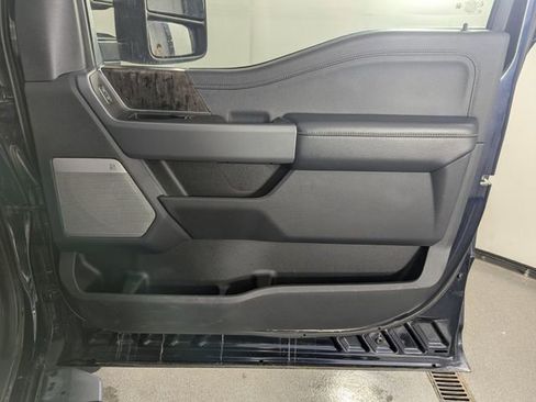 Used 2024 Ford F250 Lariat w/ Sport Appearance Package AWD/4WD image 21