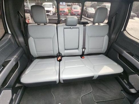 Used 2024 Ford F150 Lightning Lariat image 34