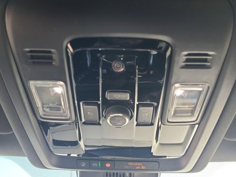 New 2026 Chevrolet Suburban LT w/ Comfort Package image 21