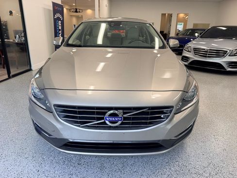 Used 2014 Volvo S60 T5 FWD image 12