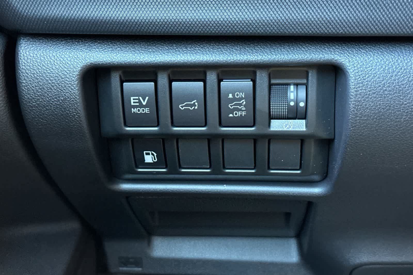 New 2026 Subaru Forester Limited AWD/4WD image 31