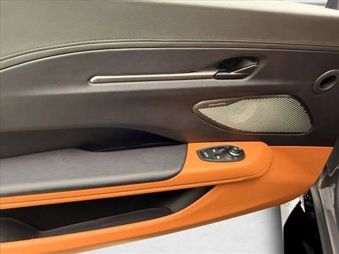 New 2026 Aston Martin V8 Vantage Convertible RWD image 29