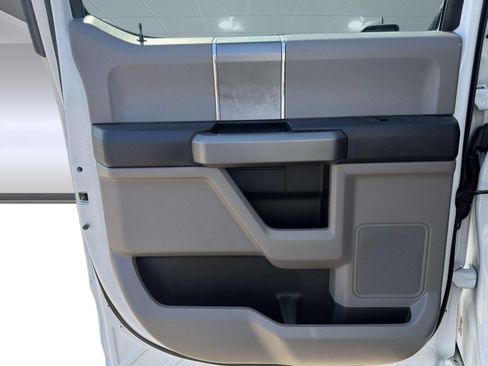 Used 2015 Ford F150 XLT w/ Equipment Group 301A Mid RWD image 25