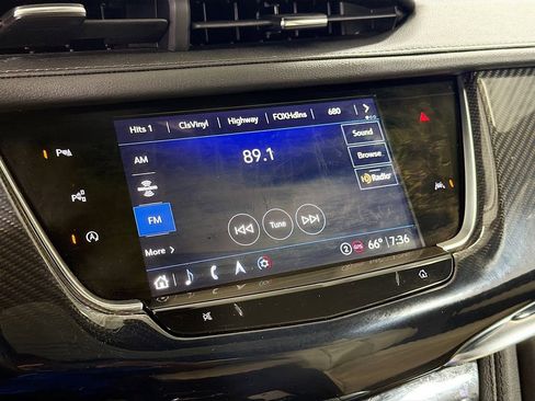 Used 2024 Cadillac XT6 Sport w/ Technology Package AWD/4WD image 16