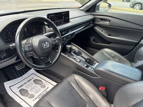 Used 2023 Honda Accord Sport image 10