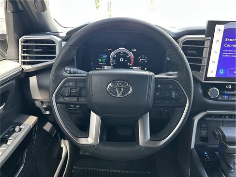 Used 2026 Toyota Tundra Limited AWD/4WD image 20