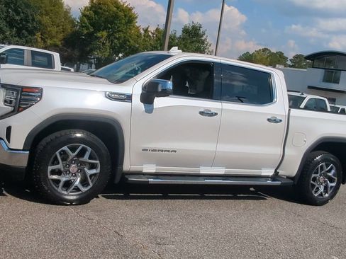 Certified 2023 GMC Sierra 1500 SLT w/ SLT Premium Plus Package image 4