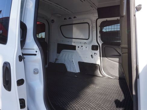 Used 2022 RAM ProMaster City Tradesman image 19