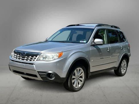 Used 2012 Subaru Forester 2.5X Limited w/ Rugged Pkg 1 AWD/4WD image 1