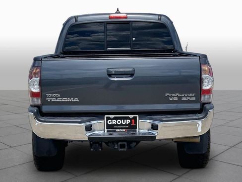 Used 2014 Toyota Tacoma PreRunner w/ SR5 Package RWD image 5