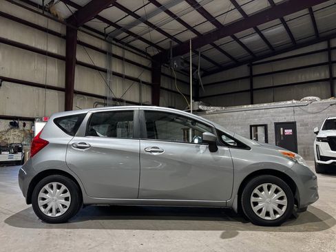 Used 2015 Nissan Versa Note SV image 4