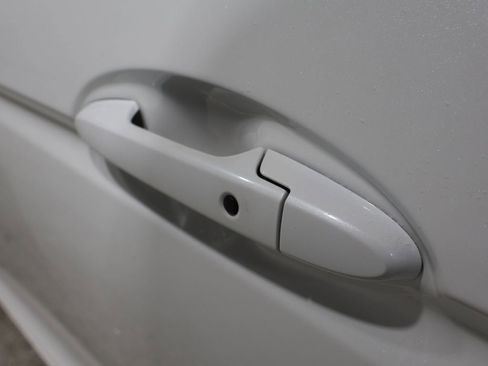 Used 2018 Honda Fit EX image 10