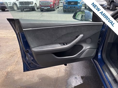 Used 2024 Tesla Model 3 Performance image 18