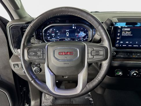 Certified 2022 GMC Sierra 1500 Elevation image 12