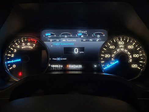 Used 2015 Ford F150 Lariat image 23