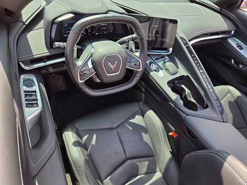 Used 2020 Chevrolet Corvette Stingray Convertible w/ Battery Protection Package RWD image 8