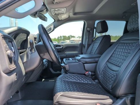 Used 2024 Chevrolet Silverado 1500 Custom w/ Turbomax Blackout Package RWD image 13