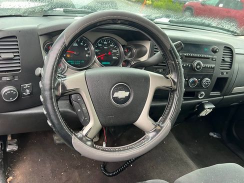 Used 2010 Chevrolet Silverado 1500 LT image 15