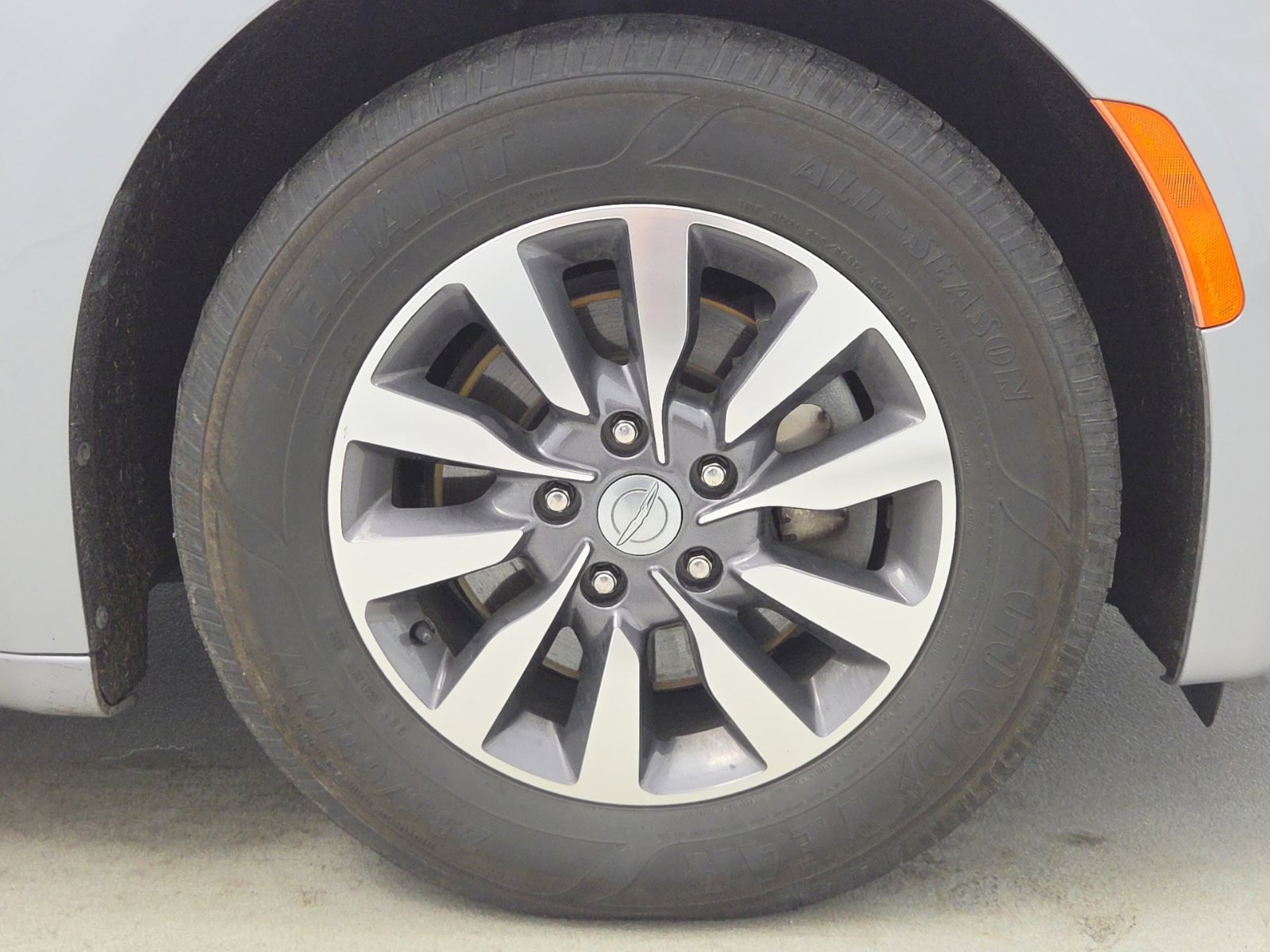 Certified 2020 Chrysler Pacifica Touring-L Plus FWD image 62