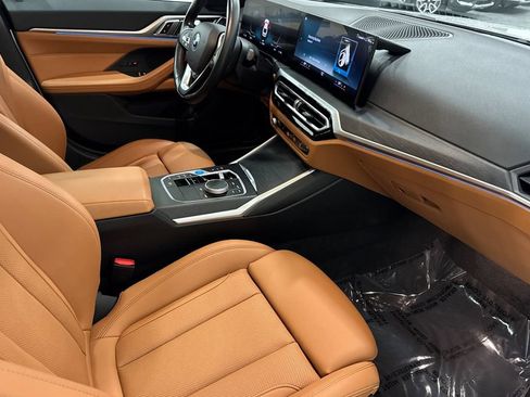 Used 2023 BMW i4 eDrive40 RWD image 17