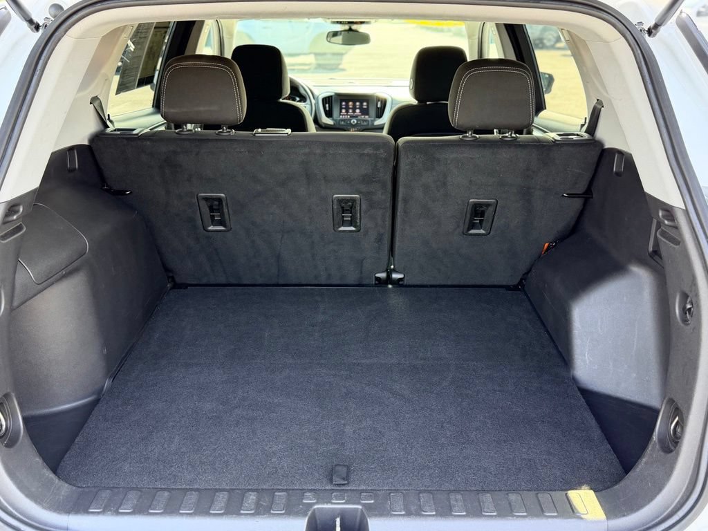 Used 2024 GMC Terrain SLE FWD image 30